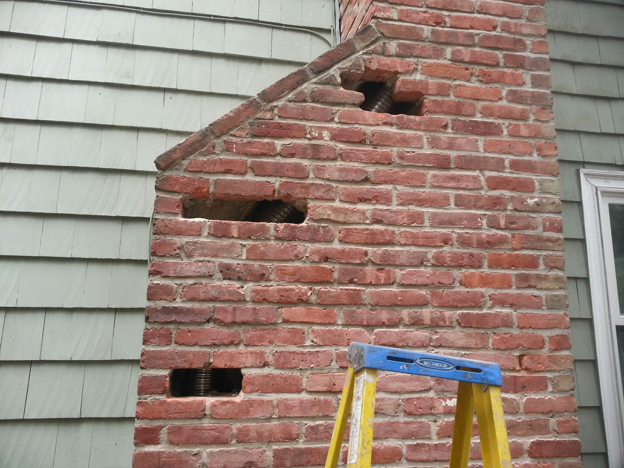 Expert chimney brick and masonry repair in Bay Shore, New York